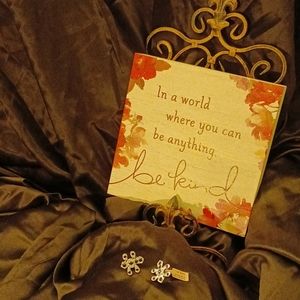 NWT⚜️ Fleur di Lis earrings ⚜️ 925 sterling & sapphires ~ gorgeous 🥰